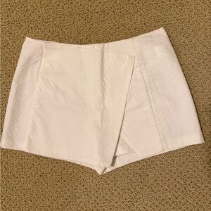 Lilly Pulitzer White Skort